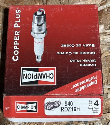 Genuine Champion 940 RDZ19H Spark Plug Pack of 4 - Image 1 of 2