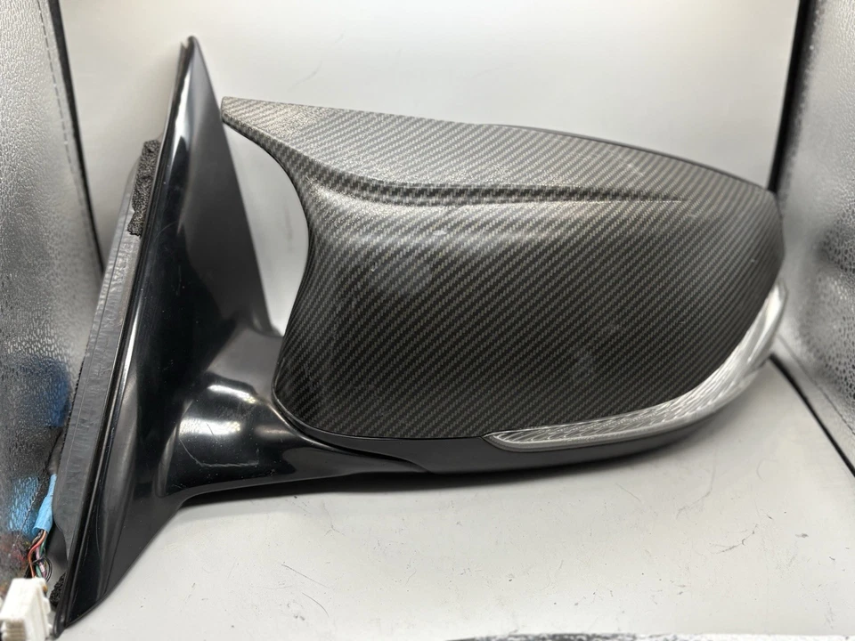 2015 Infiniti Q50 боковое зеркало водительской двери — чехол из углеродного волокна — б/у - Изображение 1 из 4