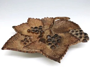 Cast Iron Fall Maple Leaf Trinket Dish Berries Footed Patina Rustic - Picture 1 of 7