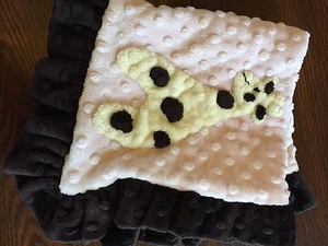 Tiny Kreations Pink And Brown Lovey Security Blanket Giraffe - Bild 1 von 4