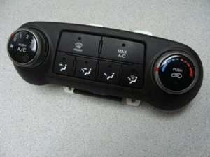 2010 2011 2012 2013 HYUNDAI TUCSON HEATER AC CLIMATE TEMPERATURE CONTROL MANUAL - Picture 1 of 4