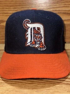 Vintage Detroit Tigers Snapback Hat Adult 6 3/4 Blue Embroidered Retro Logo 90s - Picture 1 of 7