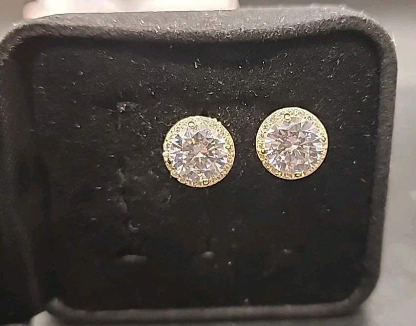 Aretes Vanna K blanco circonita cúbica de oro amarillo de 18 k sobre plata de ley 6,53 ctw JTV Foto 1 de 4