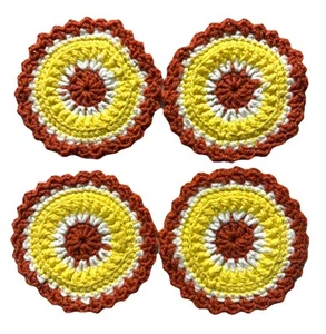 Sottobicchieri fatti a mano all'uncinetto sottobicchiere TAZZA TAPPETO-CADUTA AUTUM set di 4-giallo ARANCIONE-doily - Foto 1 di 7