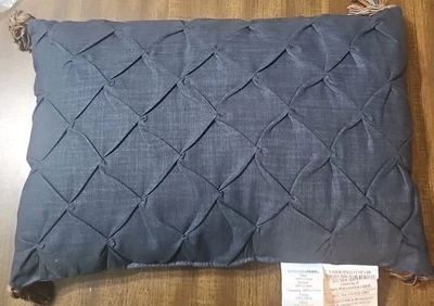 Подушка Madison Park Essentials 12 x 17 дюймов синяя/кисточки - Изображение 1 из 4