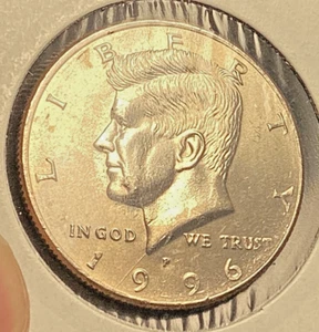 1996 P KENNEDY HALF DOLLAR UNCIRCULATED IN MINT CELLO - Picture 1 of 5