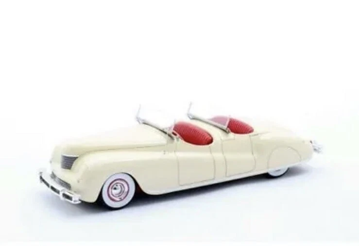 Matrix 1:43 Model Chrysler Newport Pheaton White 1941 -   20303-021 NEW BOXED - Image 1 of 1
