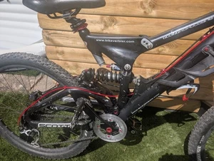 High Octane Downhill Bike 27.5 Wheels £280 Carbon Stroker Brakes - Picture 1 of 5