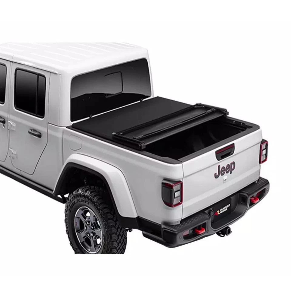 Rugged Ridge Armis Soft Folding Tonneau Bed Cover for Jeep Gladiator w/ 60" Beds Foto 1 de 4