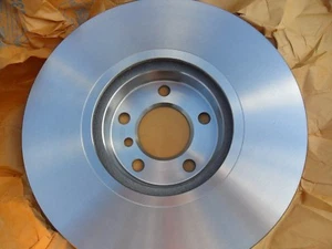 Front TRW DF853S Brake Disc for BMW X5 O.E. No 34116771986 - Picture 1 of 3