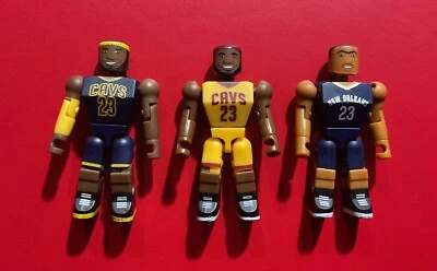 Lote de figuras de construcción NBA C3 (3) - LeBron James & Anthony Davis Foto 1 de 4