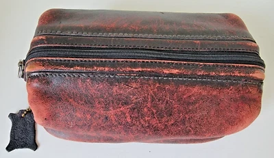 ВИНТАЖНЫЙ ЧЕХОЛ ДЛЯ ТУАЛЕТНЫХ ПРИНАДЛЕЖНОСТЕЙ — НАТУРАЛЬНАЯ КОЖА ВОЛОВЬЯ КОЖА ~40 лет СТАРЫЙ - Изображение 1 из 4