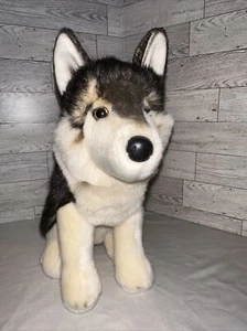 ATKA der Plüschwolf Kuscheltier - von Douglas Cuddle Toys - #1833 Neu mit Etikett - Bild 1 von 8