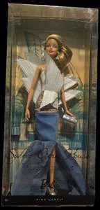 Sydney Opera House Barbie Pink Label Landmarks Collection 2010 #T7671 NRFB - Picture 1 of 6