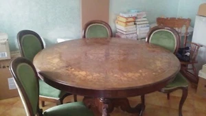 tavolo antico con sedie - Foto 1 di 6