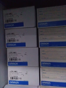 E2E-X4ME1 Omron sensor NIB free ship - Picture 1 of 1