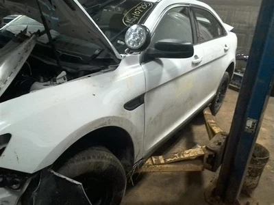 Windshield Wiper Motor Fits 13-18 TAURUS 10192796 - Image 1 of 4