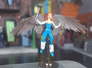 Marvel Legends Custom Kendra Saunders (Hawkgirl) - Picture 1 of 8