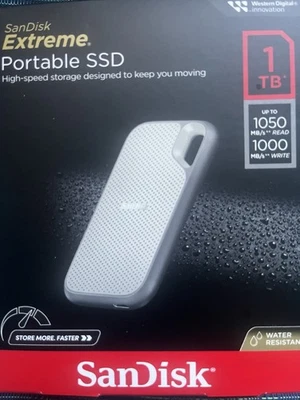 New SanDisk External Extreme Portable SSD 1TB USB-C SSD SDSSDE51-1T00 - Image 1 of 2