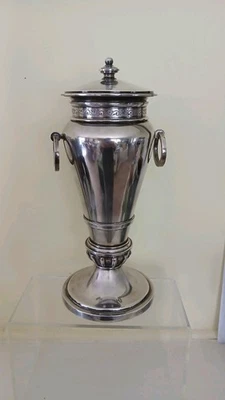 AUSTRALIAN ANTIQUE SILVER LIDDED URN BY ADELAIDE SILVER SMITH FREDERICK BASSE  - image 1 of 4