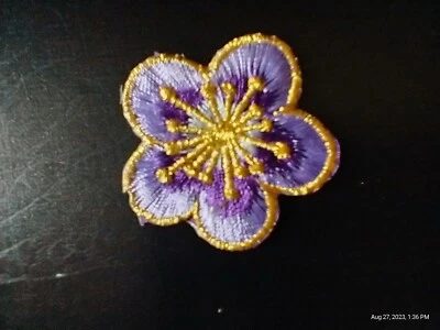 Embroidery Sew Iron On Patch Badge Embroidered Fabric Applique purple Flower - Image 1 of 4