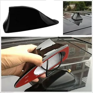 Gloss Black Shark Fin Roof Antenna Car AUTO Aerial FM/AM Radio Signal - Foto 1 di 12