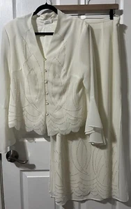 DressBarn Wedding Two Piece Blouse And Skirt In 16/10 Ivory Bead Embellishment - Picture 1 of 24
