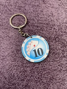 Vintage $10 Poker Game Chip Keychain Keyring Blue & White Diamond Royal Flush - Picture 1 of 2