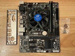 Gently Used Gigabyte H110M-S2H Motherboard, i3 Processor 8GB Ram - Bild 1 von 7