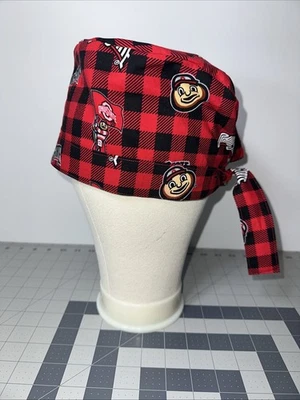 Ohio State Buffalo Клетчатая Эластичная с Галстуком Скраб Шапка, Ручная работа - Изображение 1 из 4