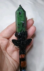 Stunning Ruby Zoisite Point Crystal Healing Wand With Agate & Amethyst & Moth - Picture 1 of 10