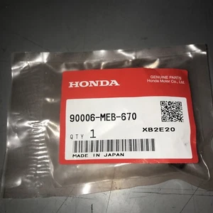 Honda TRX450, CRF450 NOS 8 x 45 Socket Bolt 90006-MEB-670 - Picture 1 of 2