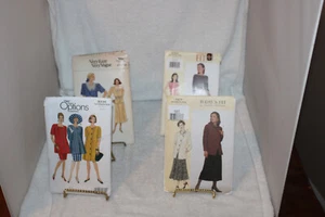 Vogue, Lot of 4 Vintage Patterns, Cut V303, 7471, 8334, 9936 - Picture 1 of 4