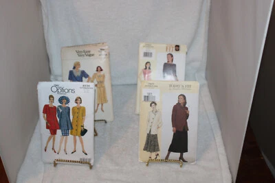 Vogue, Lot of 4 Vintage Patterns, Cut V303, 7471, 8334, 9936 - Image 1 of 4