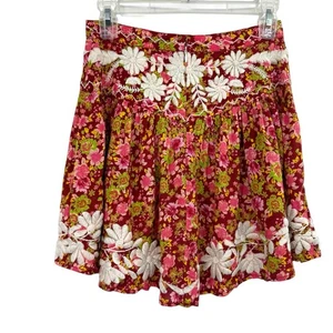 Neu mit Etikett Free People Minirock Nyomi bestickt Blumendruck XS High Western - Bild 1 von 12