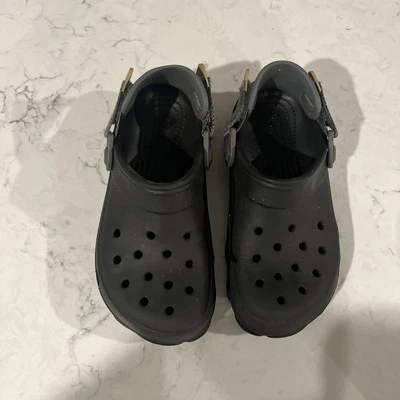 Tamancos Crocs Youth preto clássico tamanho J 3 infantil júnior - Imagem 1 de 4