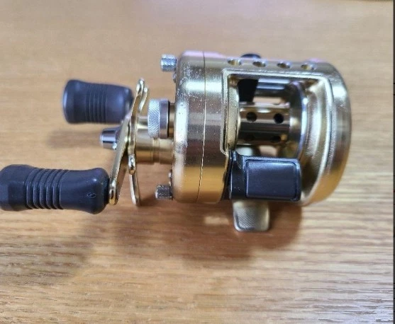Shimano Calcutta 101 for sale | eBay