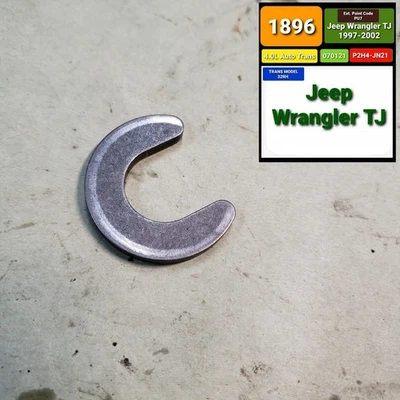 *REAR AXLE SHAFT C CLIP LOCK* for 1997-2002 JEEP WRANGLER TJ OEM *FREE SHIPPING* - Image 1 of 2