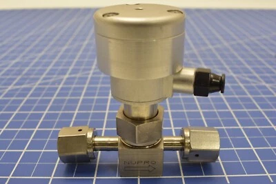 SS-4BK-V51-1C / СИЛЬФОН КЛАПАН SC11 ЧИСТЫЙ / NUPRO - Изображение 1 из 4