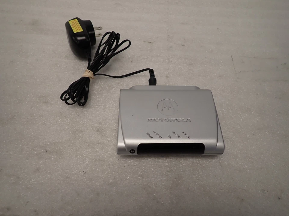 Motorola DSL Ethernet Modem Model 2210-02-1006 w/adaptor - Image 1 of 1