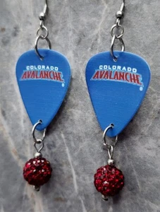 Púas de guitarra NHL Colorado Avalancha con colgantes de cuentas pavimentadas de color rojo oscuro - Imagen 1 de 4