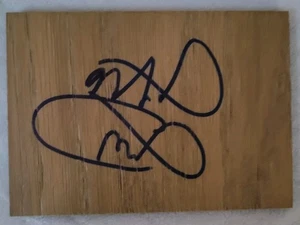 Mini tabla de piso firmada autografiada por Mick Cronin UCLA BRUINS Head Coach - Imagen 1 de 1