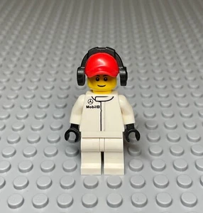 Lego Minifigure: Mercedes-Benz Mobil 1 Pit Crew Member W. Ear Protection - Picture 1 of 2