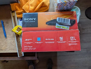 Sony Progressive Scan CD and DVD Player Brand New in Black | DVP-SR210P - Picture 1 of 3