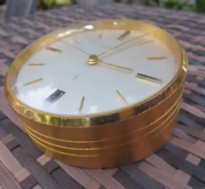 Abercrombie and Fitch Vintage Schweizer Gold Schreibtischuhr mit Datum - Bild 1 von 11