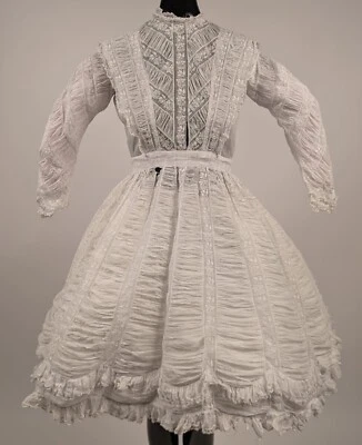 CONFECCIÓN 1860’S BATISTA ALGODÓN ACANALADO + VESTIDO BORDADO CON VOLANTES ENCAJE RIBETE Foto 1 de 4