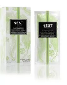 NEST FRAGRANCES Bamboo & Jasmine Towelettes Water Activated Cleansing Towelettes - Picture 1 of 5