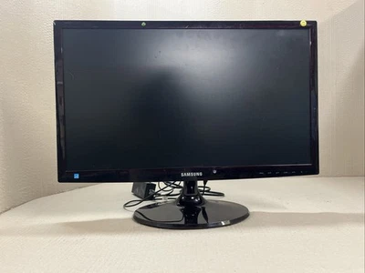 Samsung Model: S24C300BS/EN - Bild 1 von 2