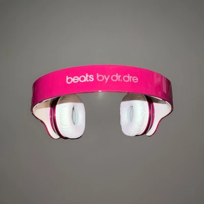 Beats Solo HD Wired On-Ear Headphone - Pink - EUC Read Description - Image 1 of 4