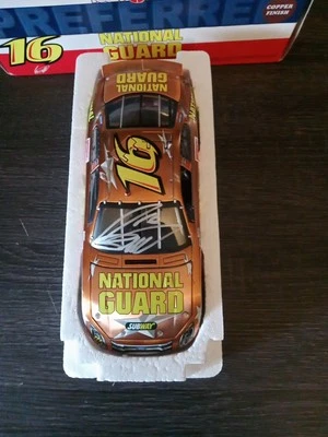2006 autografado Greg Biffle #16 National Guard acabamento em cobre escala 1:24 - Imagem 1 de 4